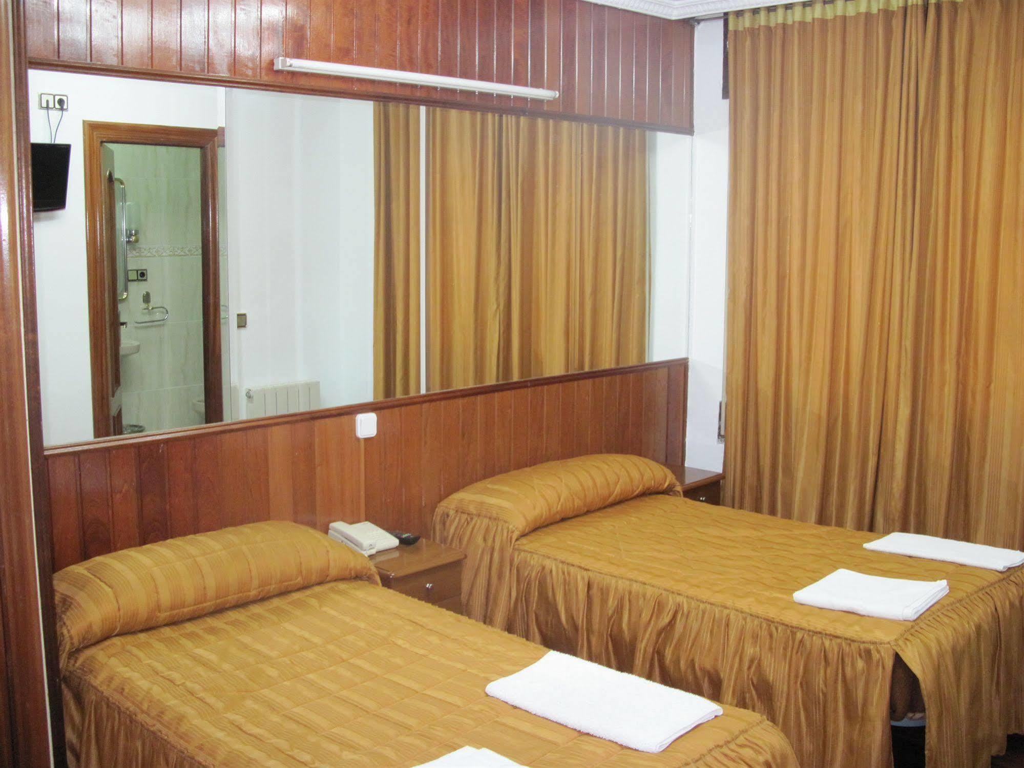 Hotel Antoyana Santander Ngoại thất bức ảnh