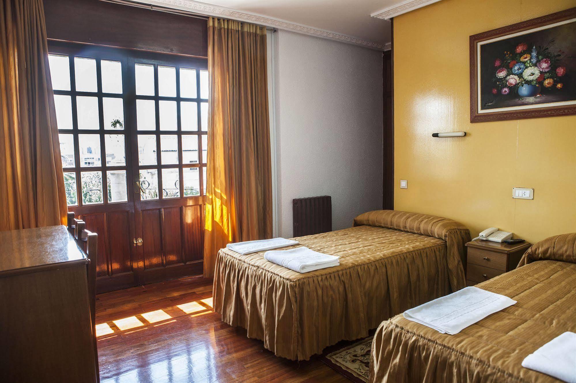 Hotel Antoyana Santander Ngoại thất bức ảnh